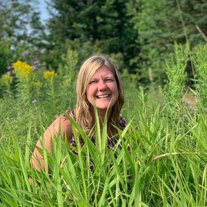 Meet your Posher, Crystal